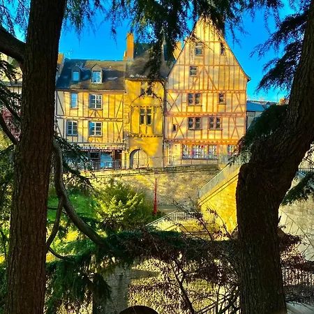 בית נופש Maison Chic & Charme Calme Avec Jardin לה מאנש