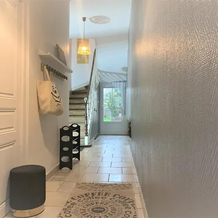 Vakantiehuis Maison Chic & Charme Calme Avec Jardin