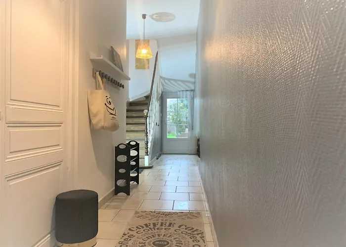 Casa vacanze Maison Chic & Charme Calme Avec Jardin